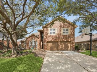 17714 Fairgrove Park Dr, Houston, TX 77095