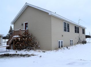 700 2nd St N, Middle River, MN 56737