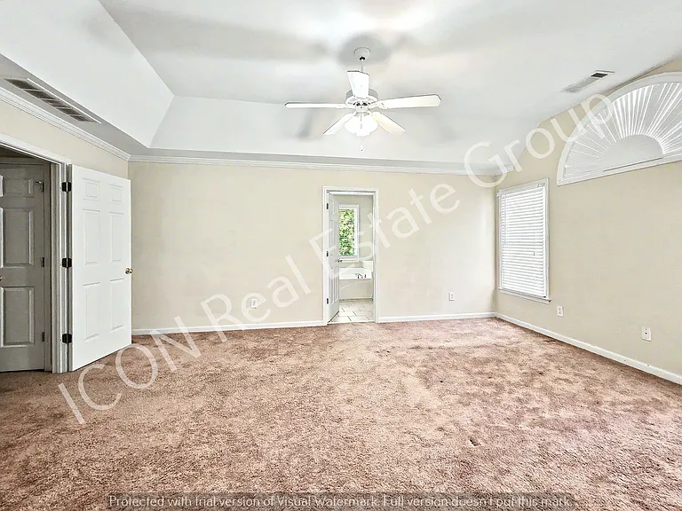 48 Golden Aster Trce — Photo 22