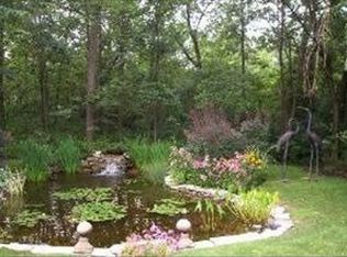 470 Turicum Rd, Lake Forest, IL 60045