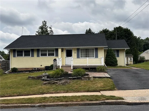 2730 Mosser St, Allentown, PA 18103