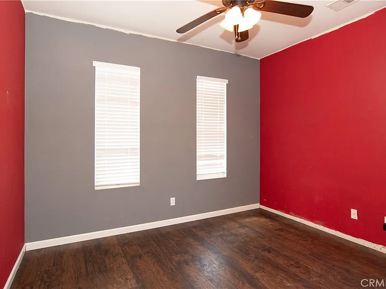 619 W Avenue H13 — Photo 54