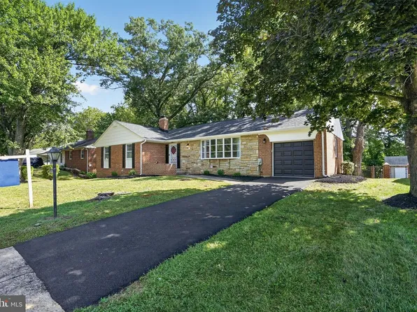 14 Thurston Dr, Upper Marlboro, MD 20774