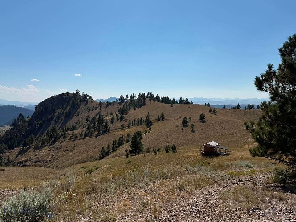 34th image of 64 Lookout Point Ln