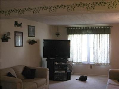 3rd image of 3121 Carlin Ct