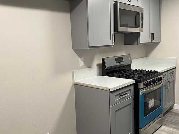 2nd image of 10831 Fruitland Dr #102
