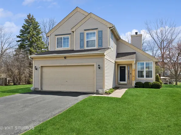 673 E Princeton Ct, Round Lake Beach, IL 60073