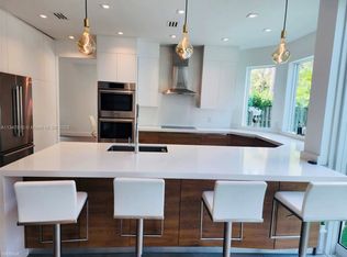 3925 194th Ln #0, North Miami Beach, FL 33160