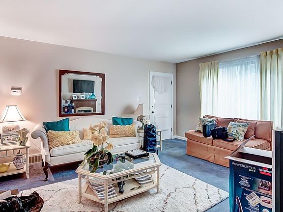 5th image of 3317 Felicity Dr #3319