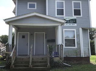 609 W White St APT 1, Champaign, IL