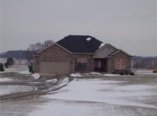 1332 Short Cut Rd, Urbana, OH 43078