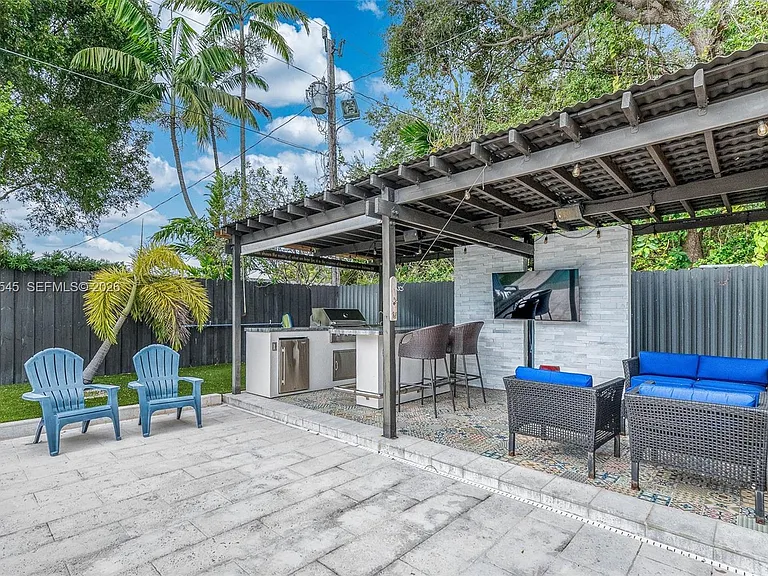 17420 SW 84th Ct — Photo 27