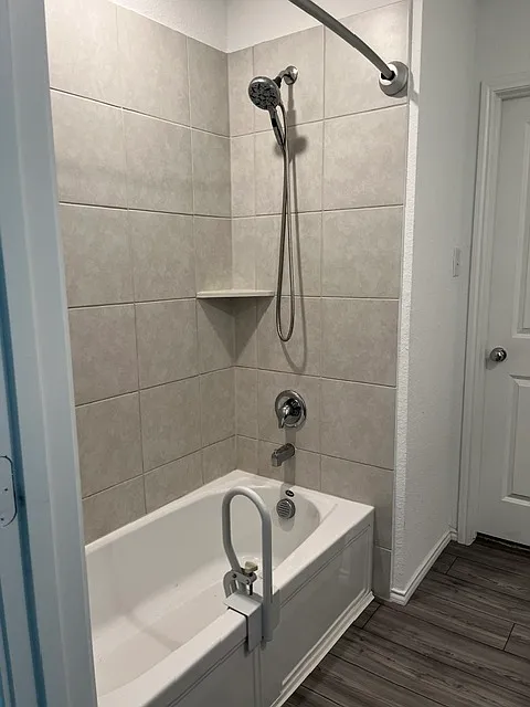 3 bed, 1261 sqft, $1,695 — Photo 2