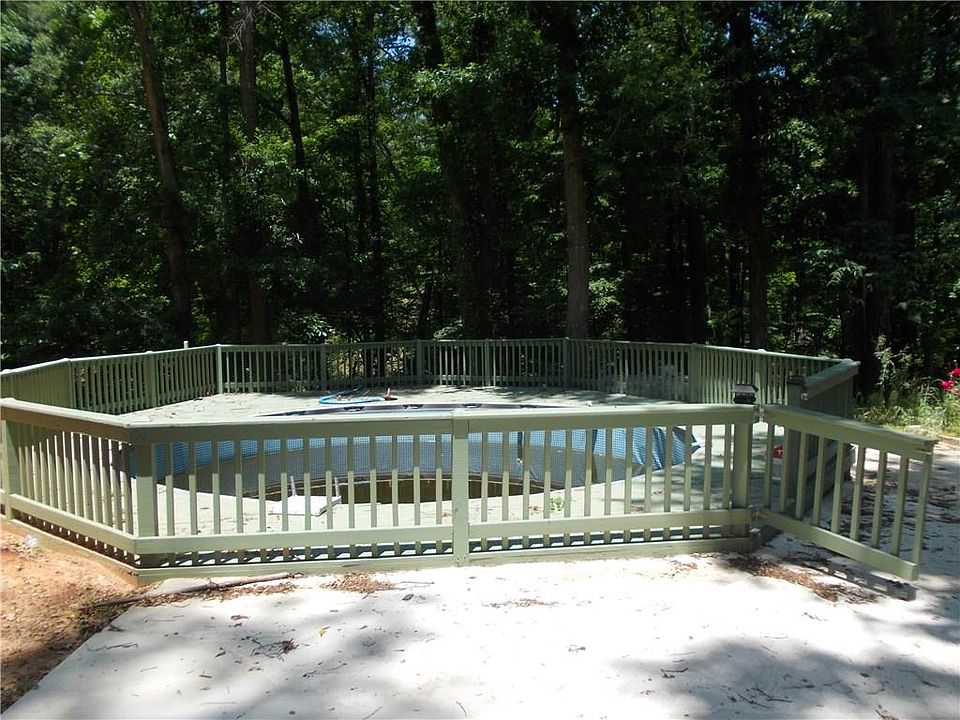 2nd image of 127 Coffee Ln