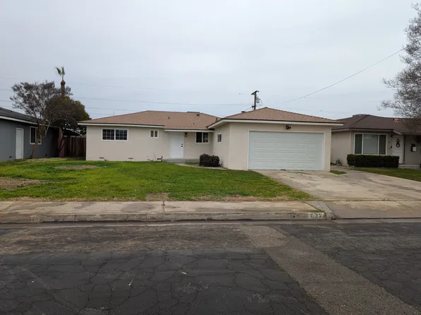 627 W Scott Ave, Clovis, CA 93612