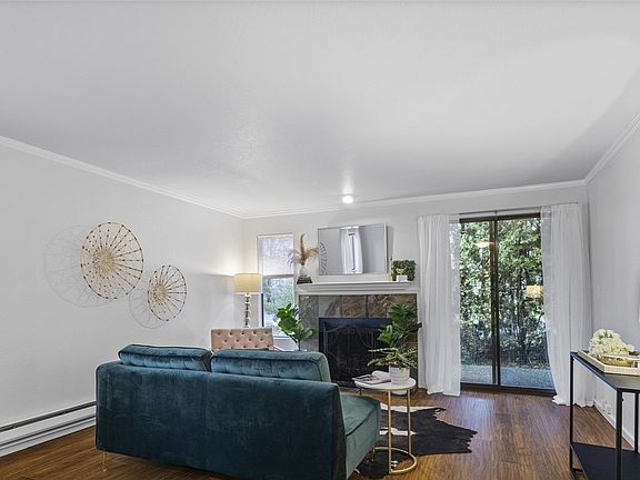 4th image of 332 Healy Avenue S #1