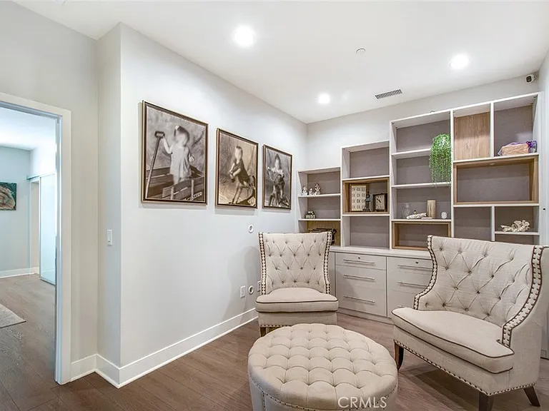 10 Brownstone Way — Photo 17
