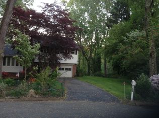 200 Aronimink Dr, Newtown Square, PA 19073