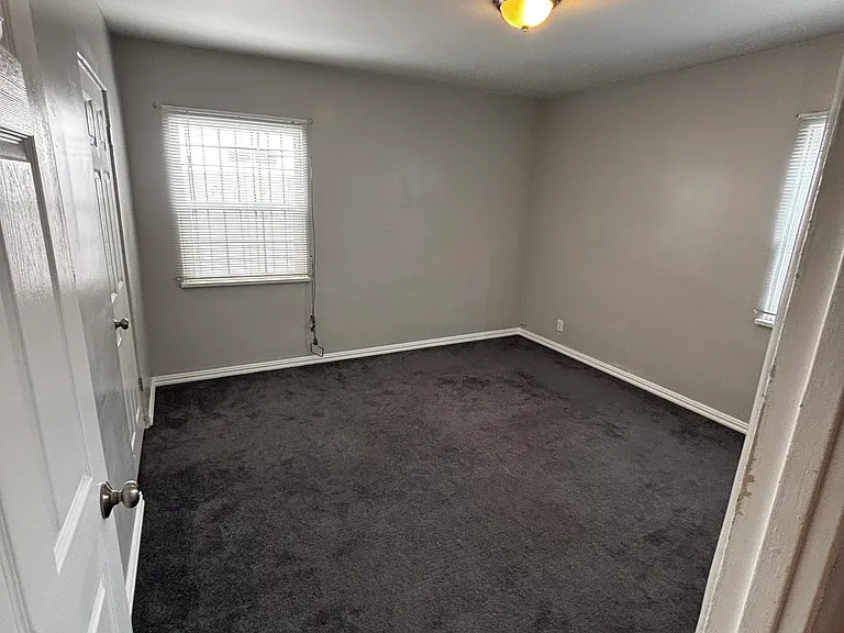 1850 S Curson Ave #1850 — Photo 7