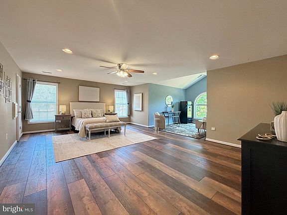 4th image of 28575 Harvest Ln
