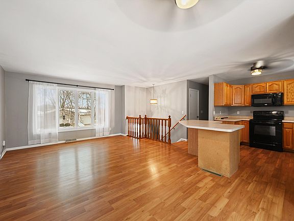 5th image of 2665 Marywood Dr