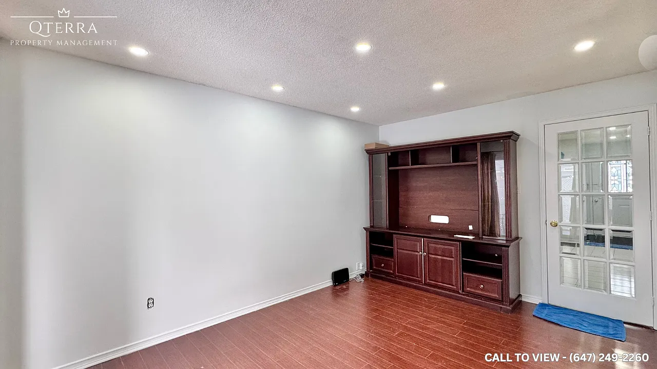 1 Oaklea Blvd #1 photo 1