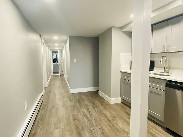 17 Stearns St #B — Photo 9