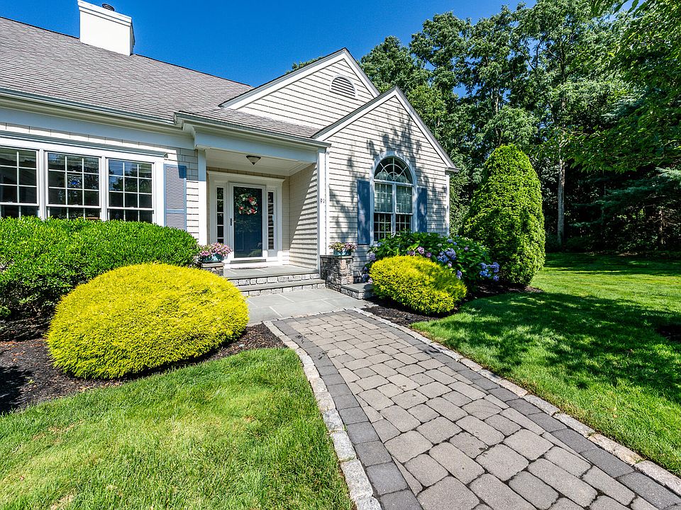 1st image of 91 Acadia Drive