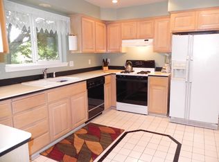 1512 T St, Springfield, OR 97477