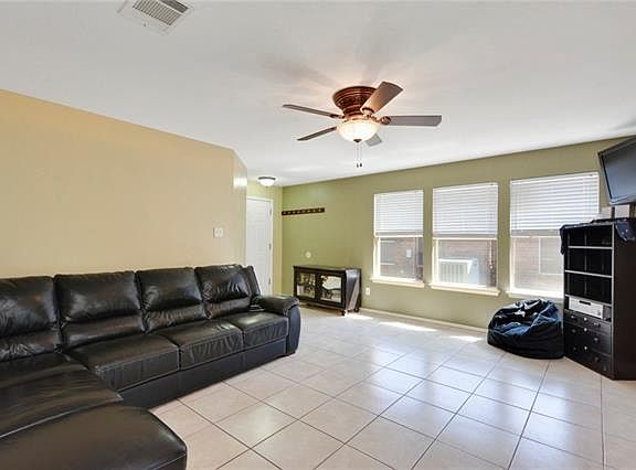 5th image of 3924 Haleys Way