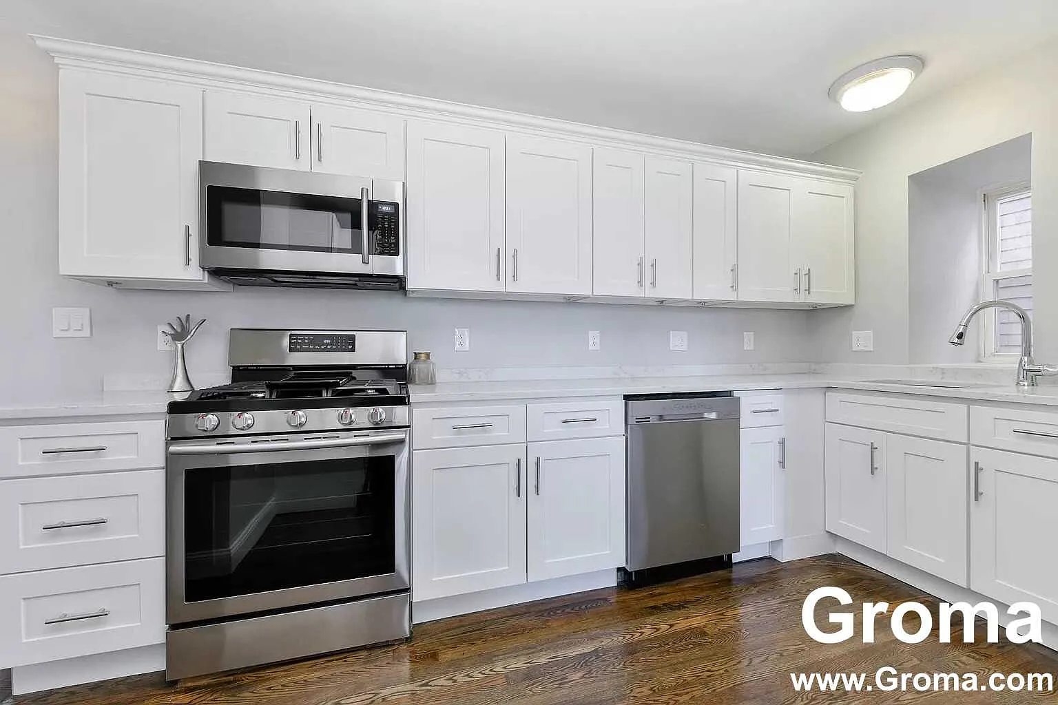 3 bed, $3,500 — Photo 1