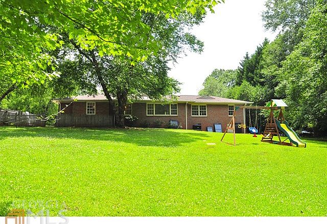 2nd image of 213 Pinecrest Dr