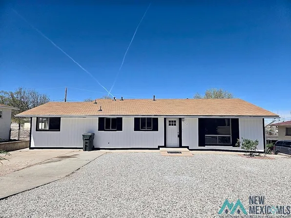 1122 Burke Dr, Gallup, NM 87301