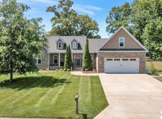 1402 Misty Creek Dr, Murray, KY 42071