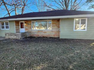 175 E Jackson St, Auburn, IL 62615