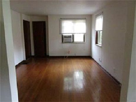 5th image of 426 Wonderly Ave