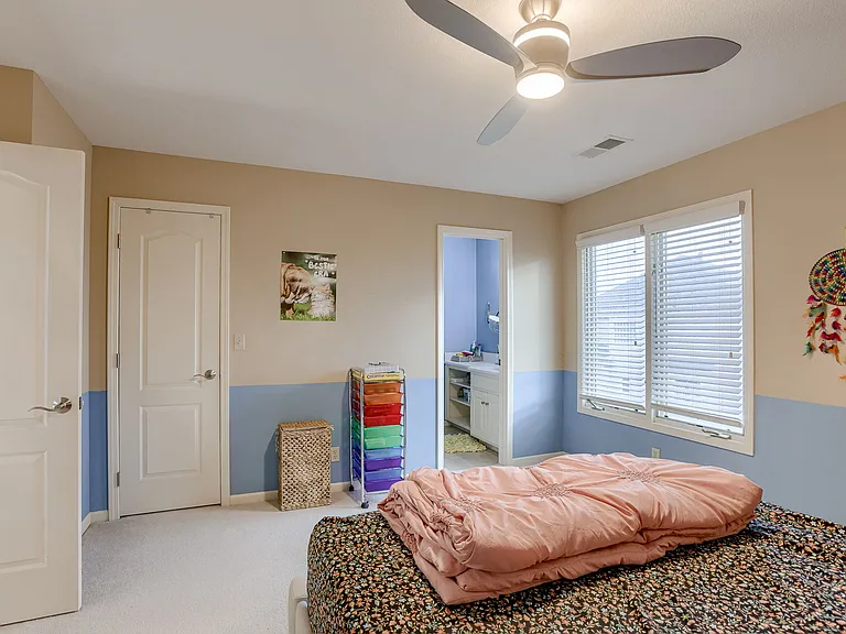 5301 W 149th Ter — Photo 44