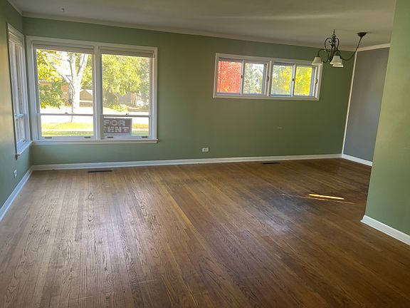 5th image of 922 N Dunton Ave