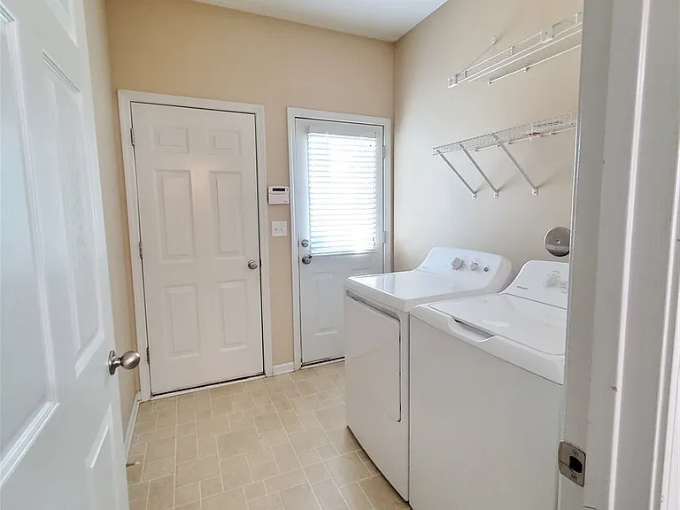 189 Fleets Island Dr — Photo 11