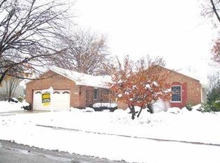 5139 Robinhood Ln, Erie, PA 16509