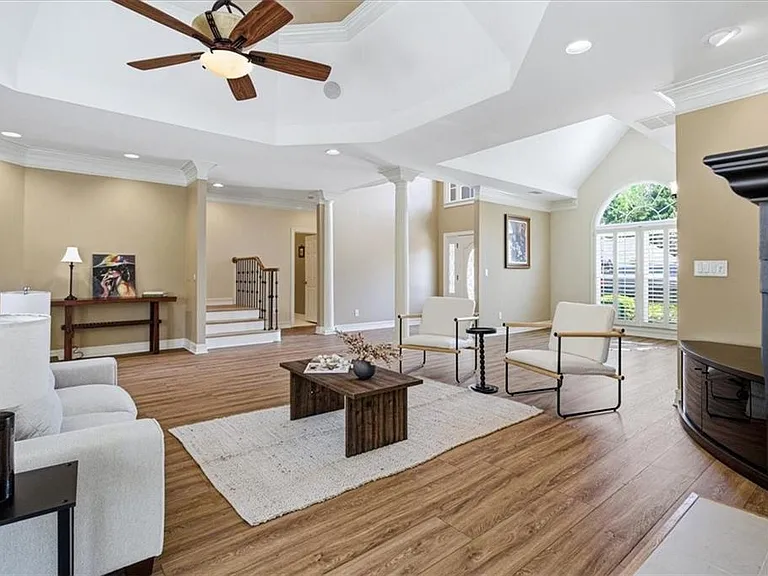 210 Masters View Ct — Photo 14