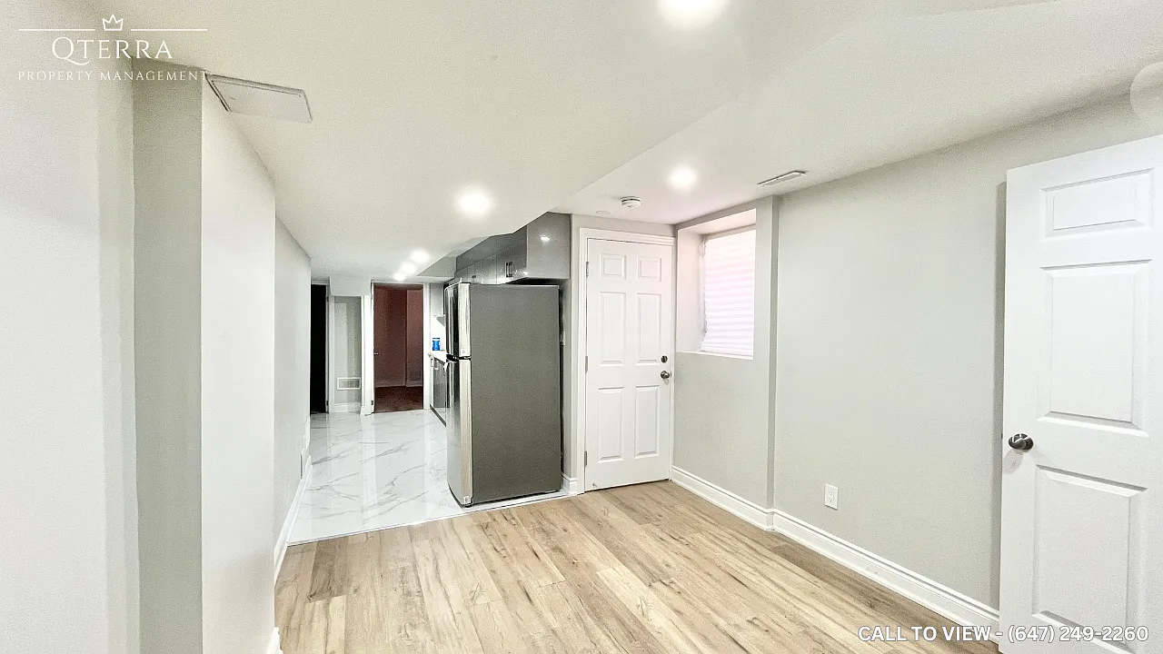 98 Sleightholme Cres #2 photo 1