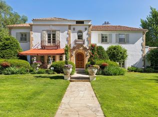 2029 Summit Ave, Saint Paul, MN 55105