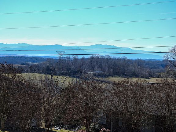 4th image of 4809 Millstone Dr