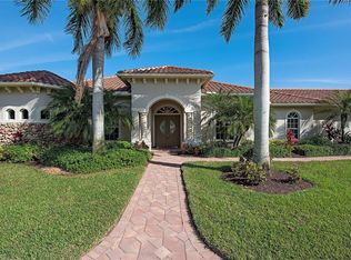 7522 Hogan Ct, Naples, FL 34113