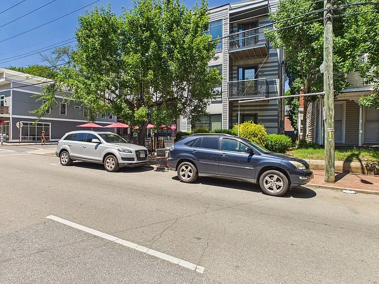 2028 W Cary St #4 — Photo 46