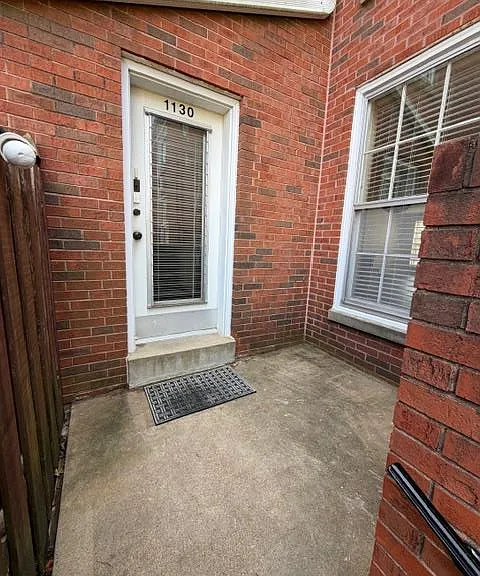1130 S Mason Rd — Photo 17