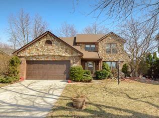 42166 Chase Ct, Canton, MI 48188