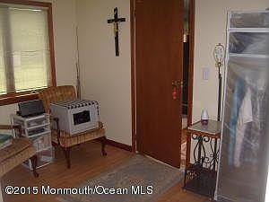 3rd image of 19 Cardinal Dr