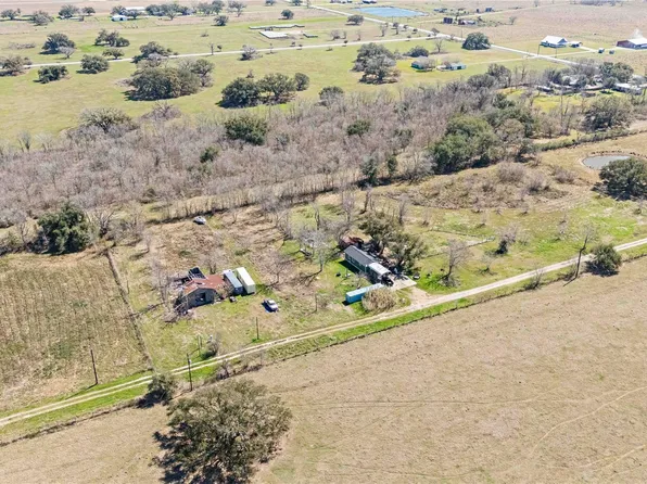 1224 County Road 32, Angleton, TX 77515